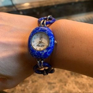 Vintage Victoria Wieck Beverly Hills quartz bracelet watch